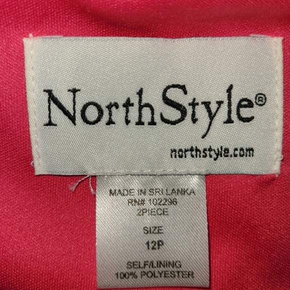 NORTHSTYLE RUCHED TOP SMOCK WAIST DESIGNER DRESS - Picture 2 of 3